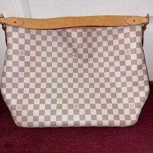 Authentic LOUIS VUITTON purse